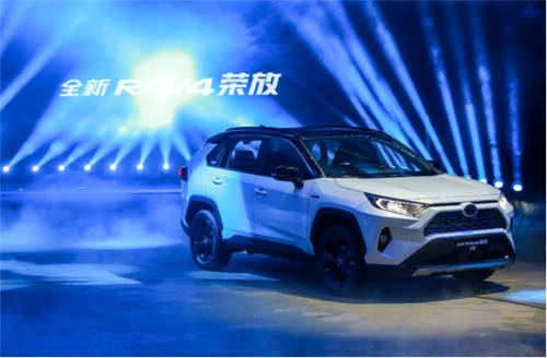 SUV如何選？“全新RAV4榮放”年輕人的不二之選！