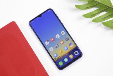 vivo Z3i 標(biāo)準(zhǔn)版全面評(píng)測(cè)：水滴屏幕彰顯時(shí)尚，強(qiáng)勁配置帶來酣暢體驗(yàn)